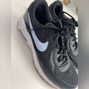 Nike Air Max Excee Black/University Blue Women's Size 7.5